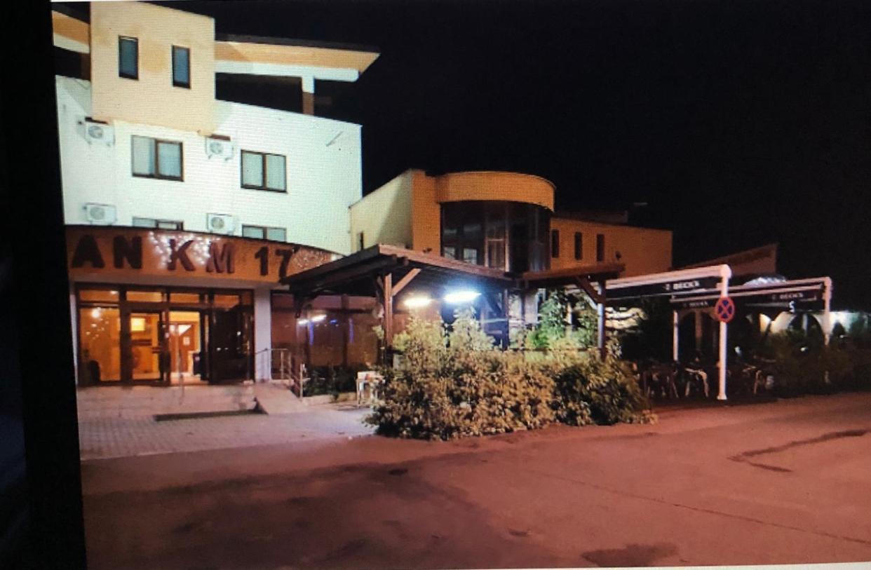 Han Km 17 Jucu de Mijloc Esterno foto